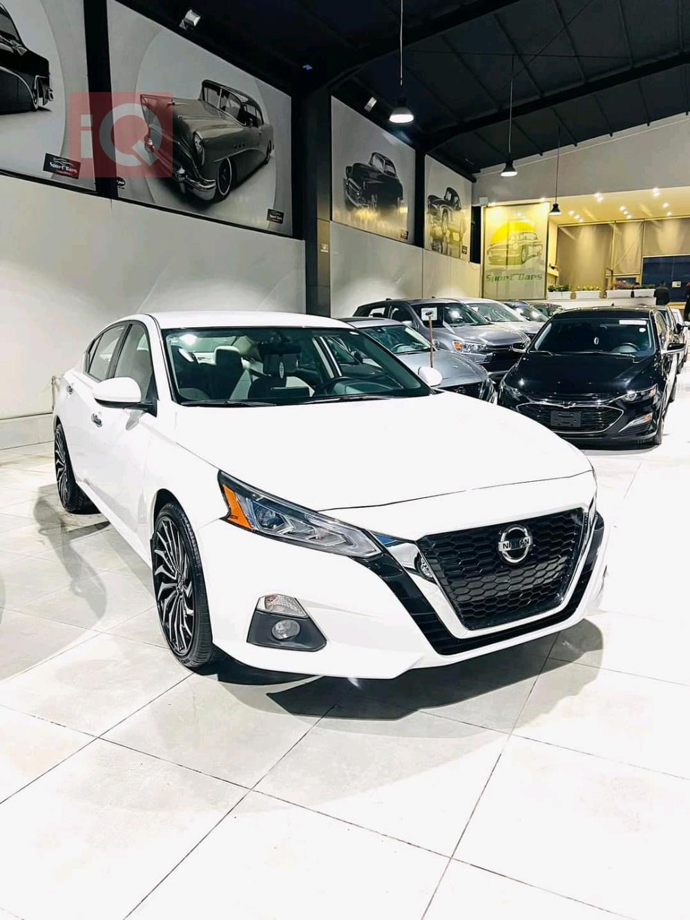 Nissan Altima